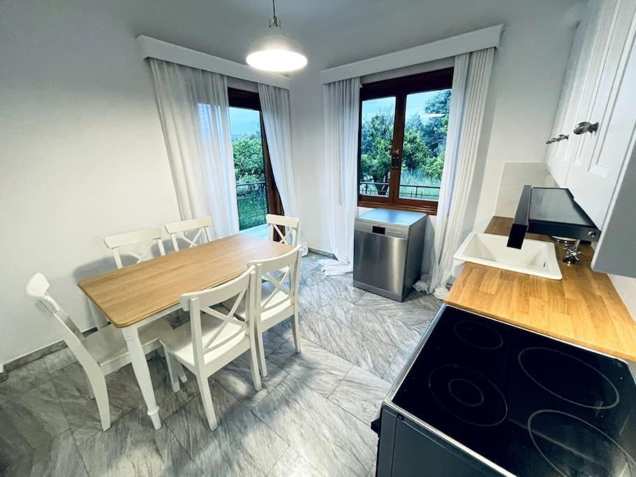 Orange Blossom Villa نافبكْتوس المظهر الخارجي الصورة